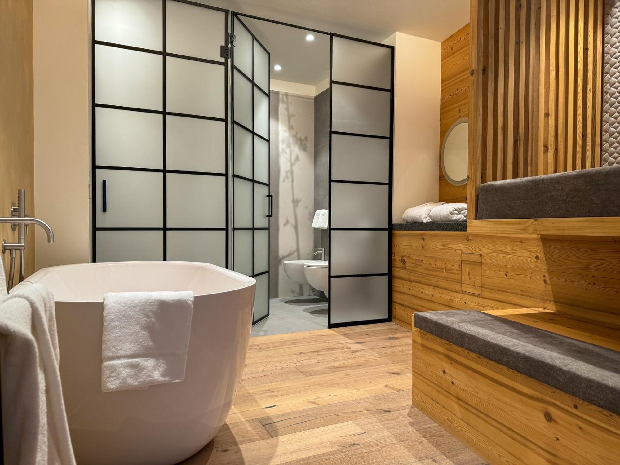 Vivi Suites & Spa - Boutique Guest House 莫尔韦诺 外观 照片